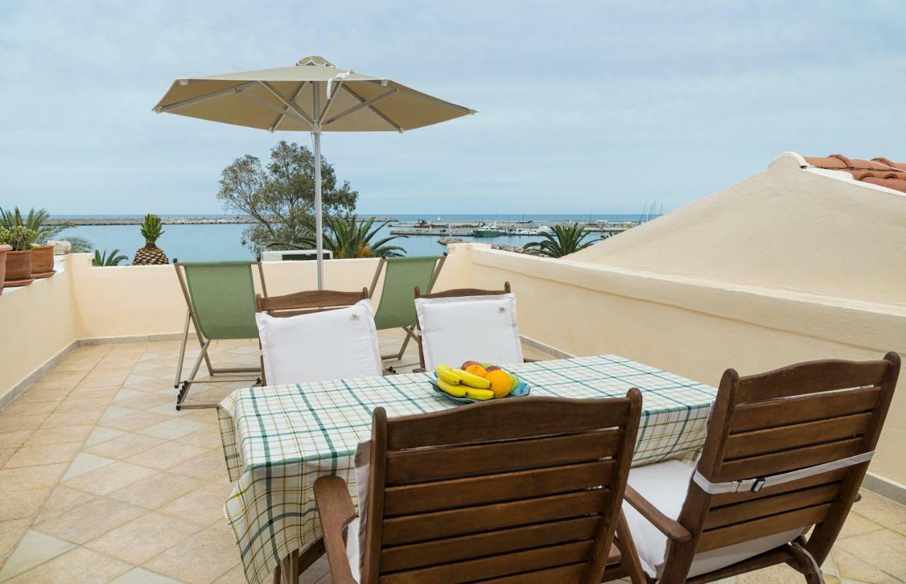 Elois Suites 레팀노 외부 사진